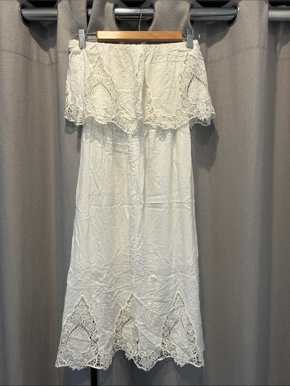 Strapless Off-Shoulder White Lace Maxi Dress